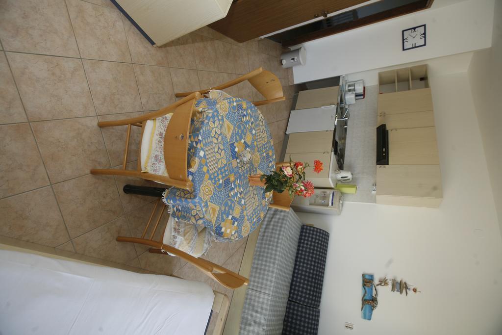Apartments Roza Miškovići Buitenkant foto