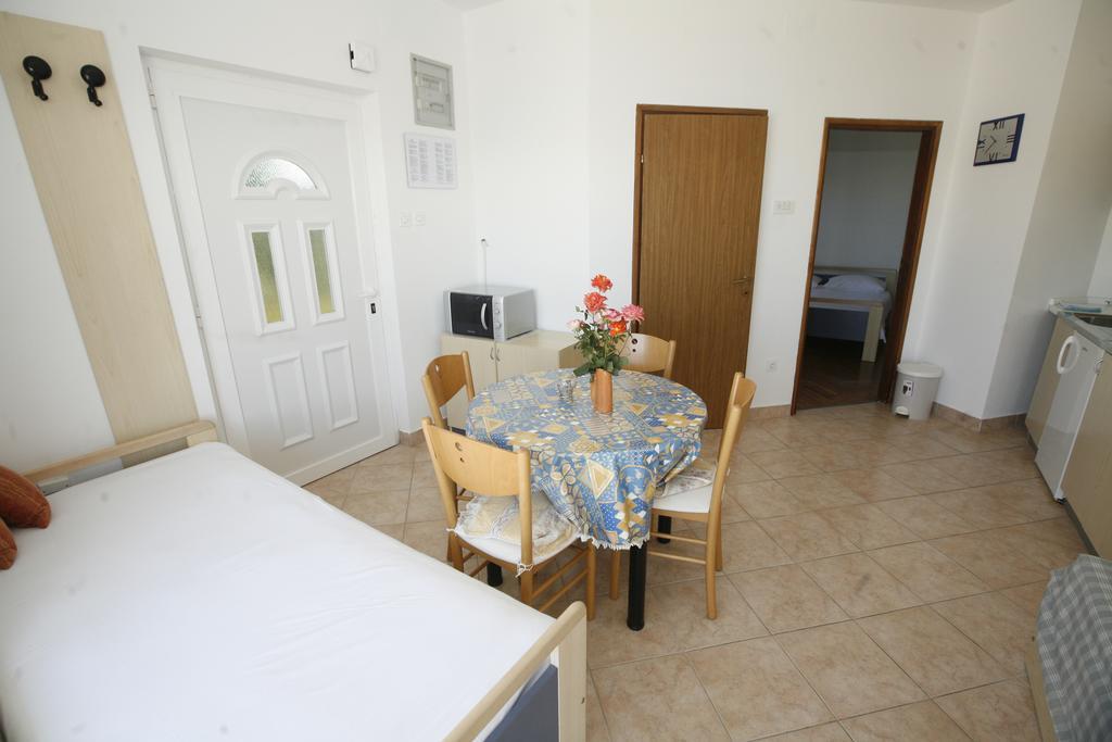 Apartments Roza Miškovići Buitenkant foto